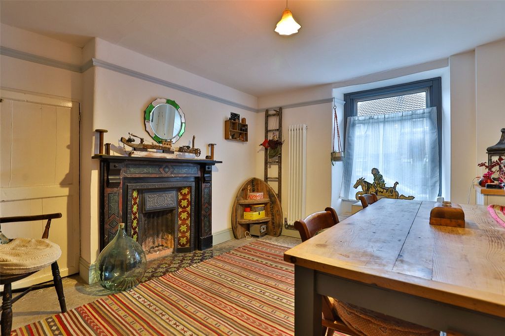 Property photo 3 of 20 Picture No. 14