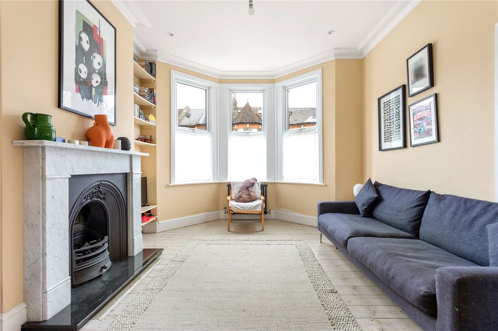 Property photo 2 of 12 Picture No. 16