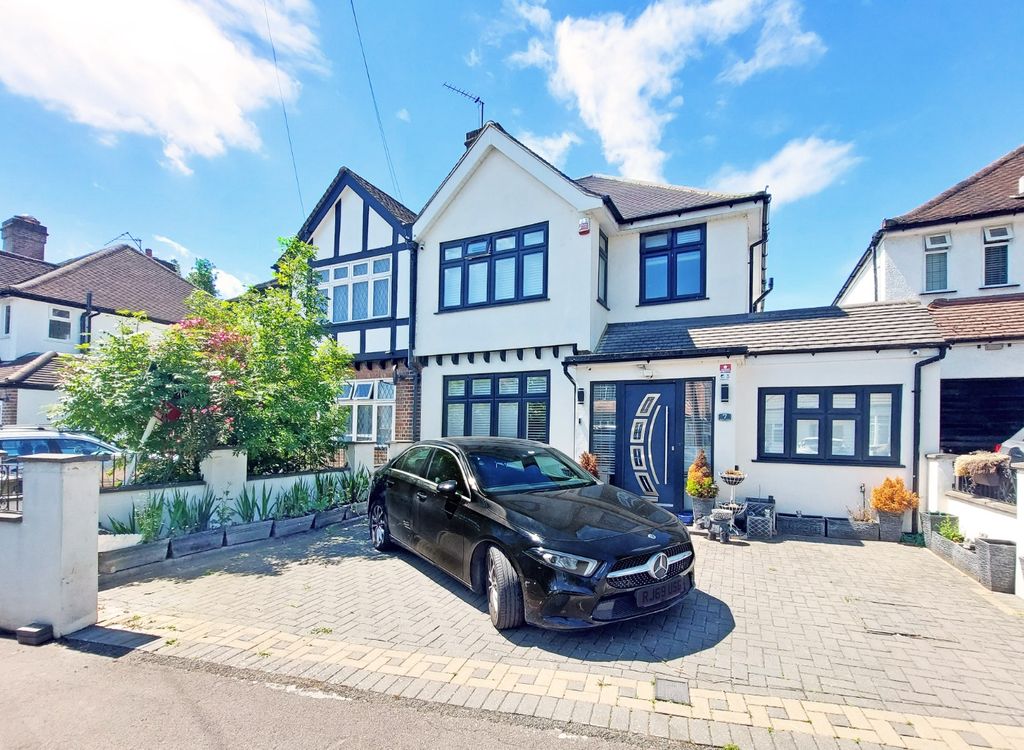 Property photo 1 of 22 5186601