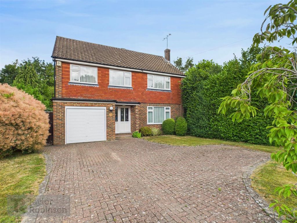 Property photo 1 of 13 Cam02600G0-Pr0521-Still015.Jpg