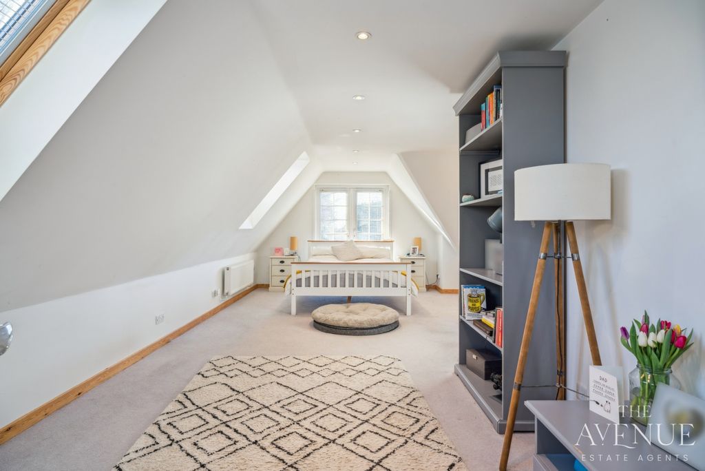 Property photo 3 of 24 4733395