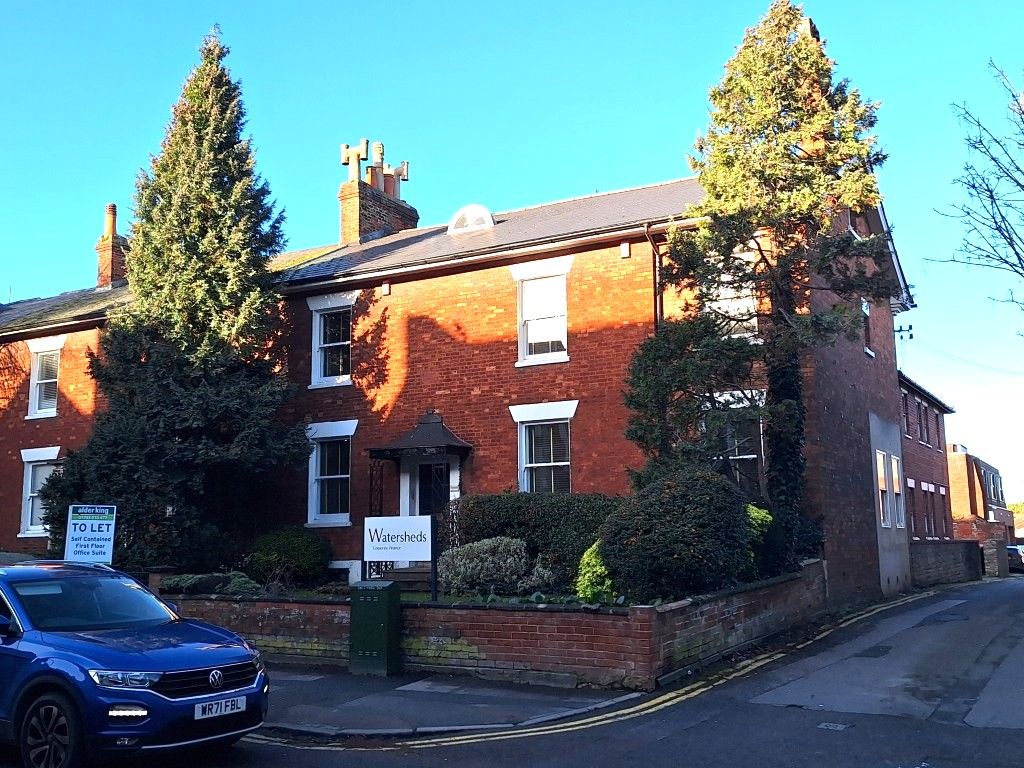 Property photo 1 of 6