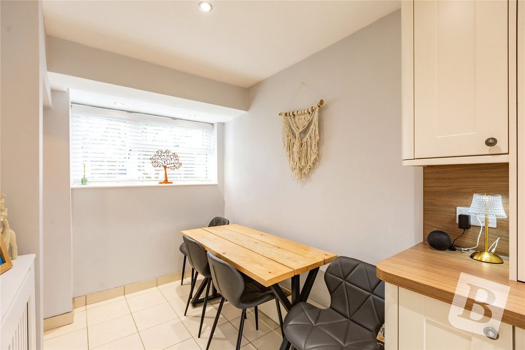 Property photo 3 of 17 Kitchen/Diner