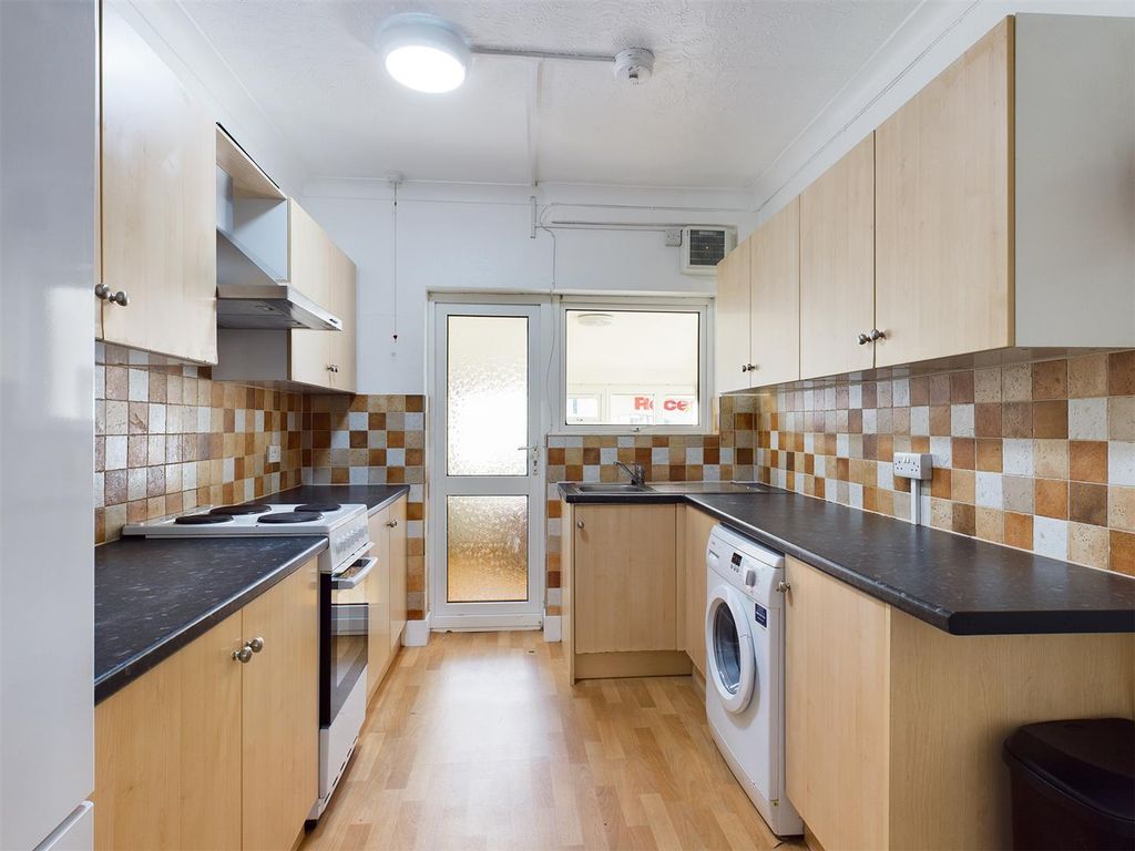 Property photo 3 of 13 Cam00771P1-Pr0117-Still01.Jpg