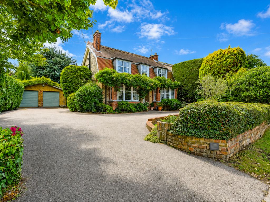 Property photo 1 of 36
