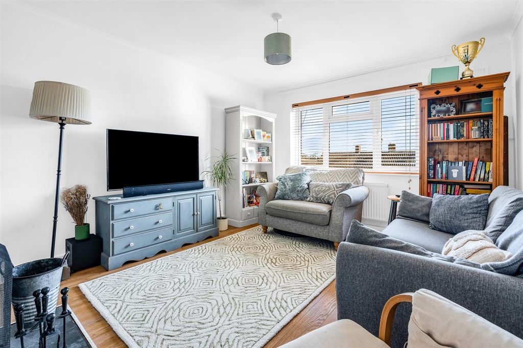 Property photo 2 of 8 Internal-5.Jpg