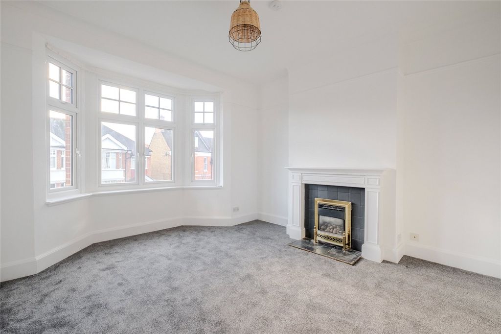 Property photo 2 of 11 Picture No. 11