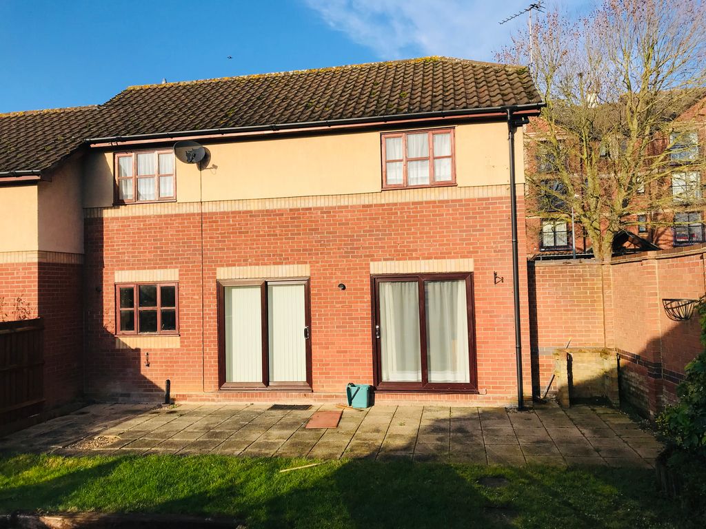 Additional image 15 of 3 bed semi-detached house to rentEssex Hall Road, Colchester CO1