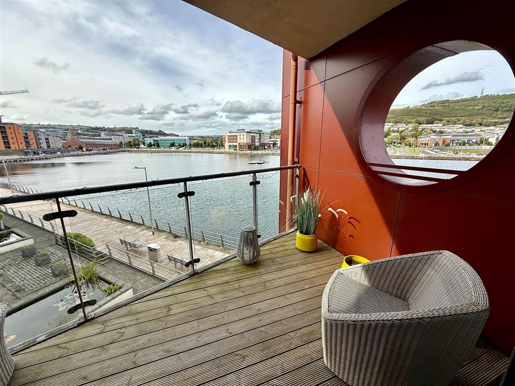 Property photo 1 of 14 Bal.Jpeg