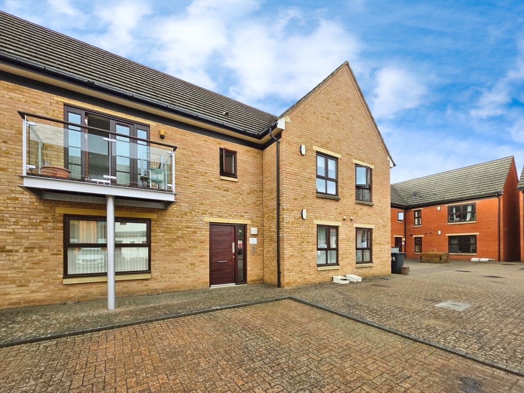Property photo 1 of 14 1000010449