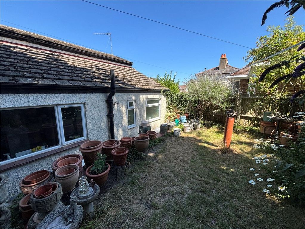 Property photo 2 of 7 Picture No. 05