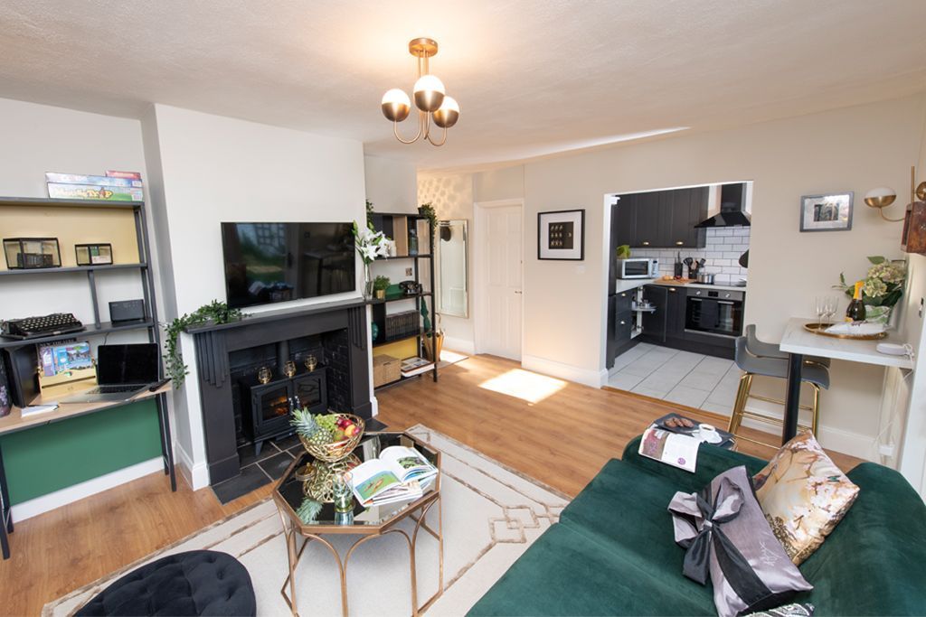 Property photo 2 of 15