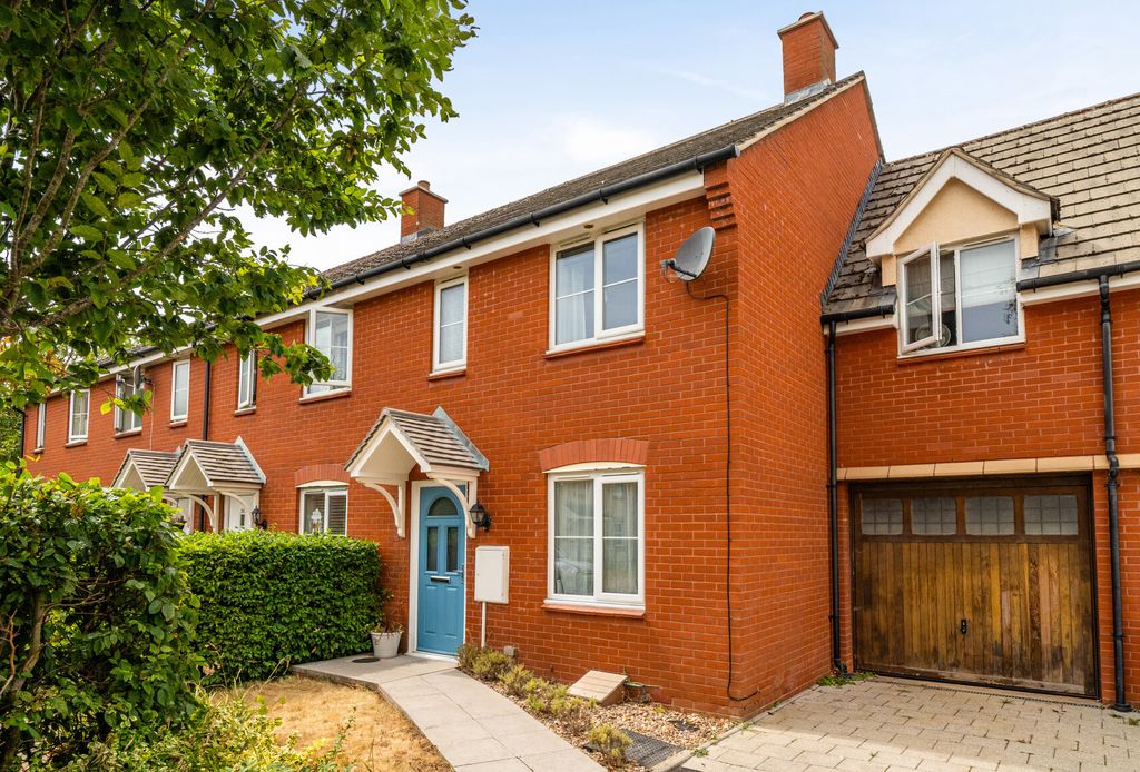 Property photo 1 of 11 1497571-2-6A63717...