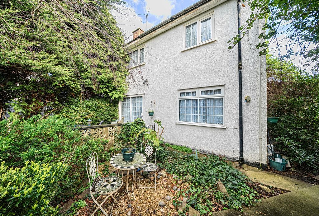 Property photo 2 of 17 1419295-3-699Da8B...