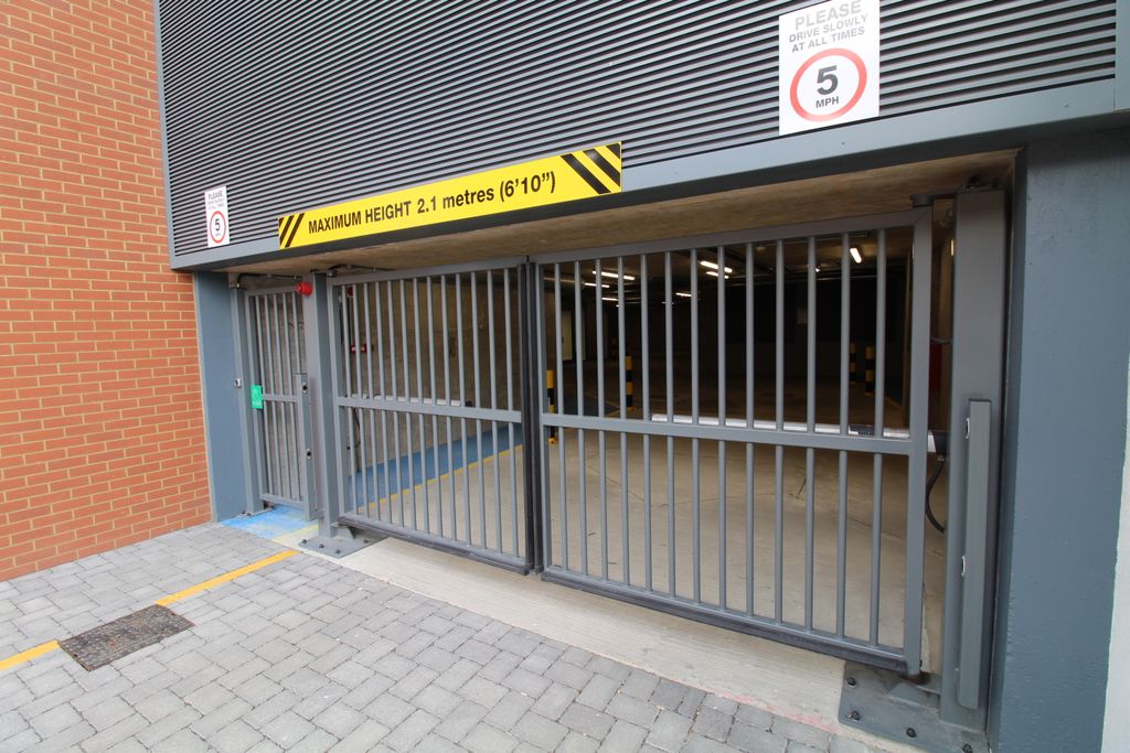 Property photo 3 of 13