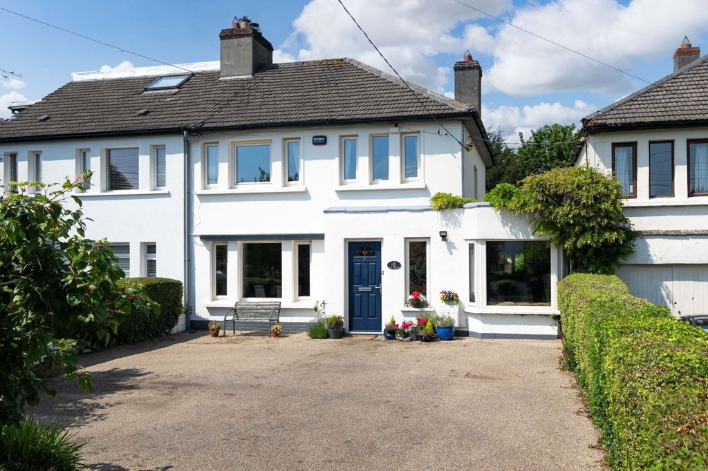 Property photo 1 of 33 Picture No. 01