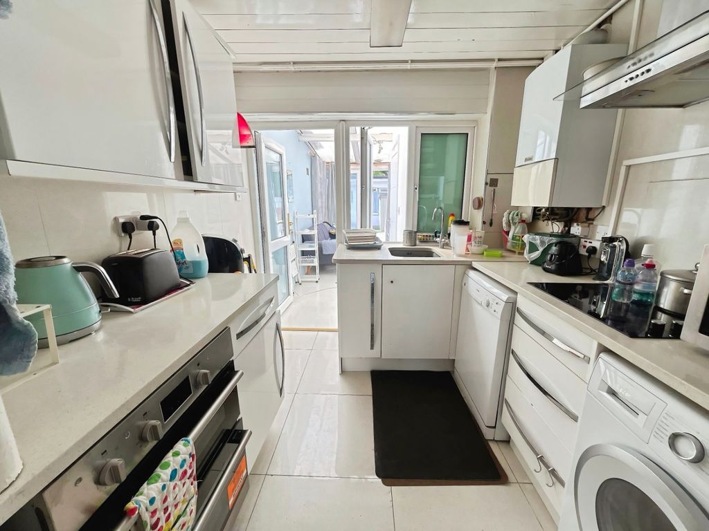 Property photo 1 of 5 Pbox-Img.Jpg