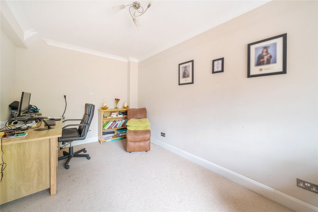 Additional image 29 of 5 bed detached house for saleWalton On Thames, Surrey KT12