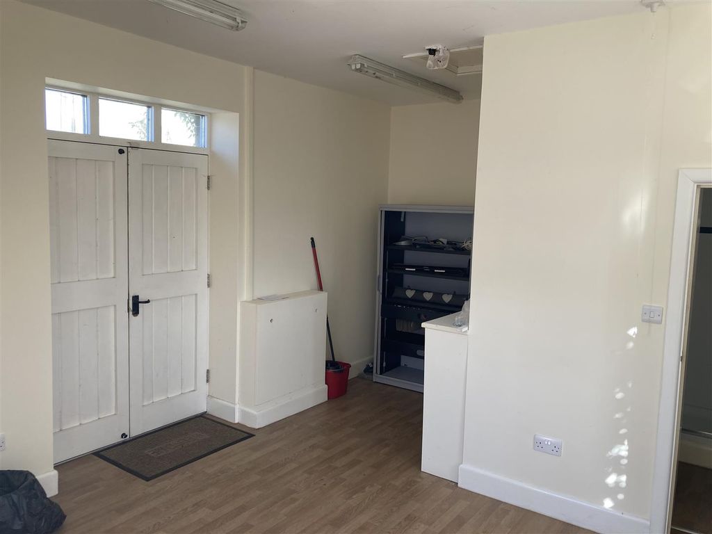 Property photo 2 of 3 Img_2817.Jpg