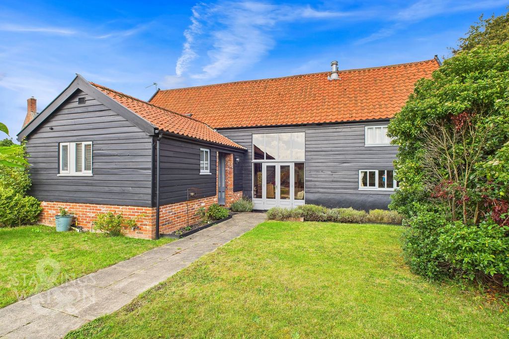 Property photo 1 of 41