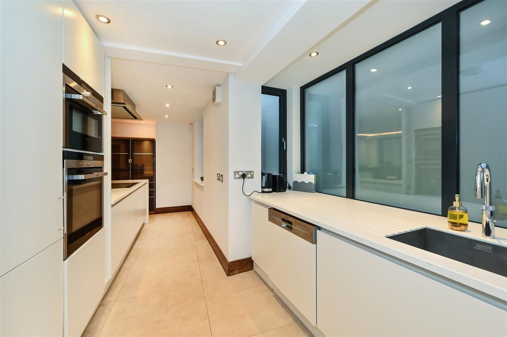 Property photo 1 of 22 27-Cato-Street (19).Jpg