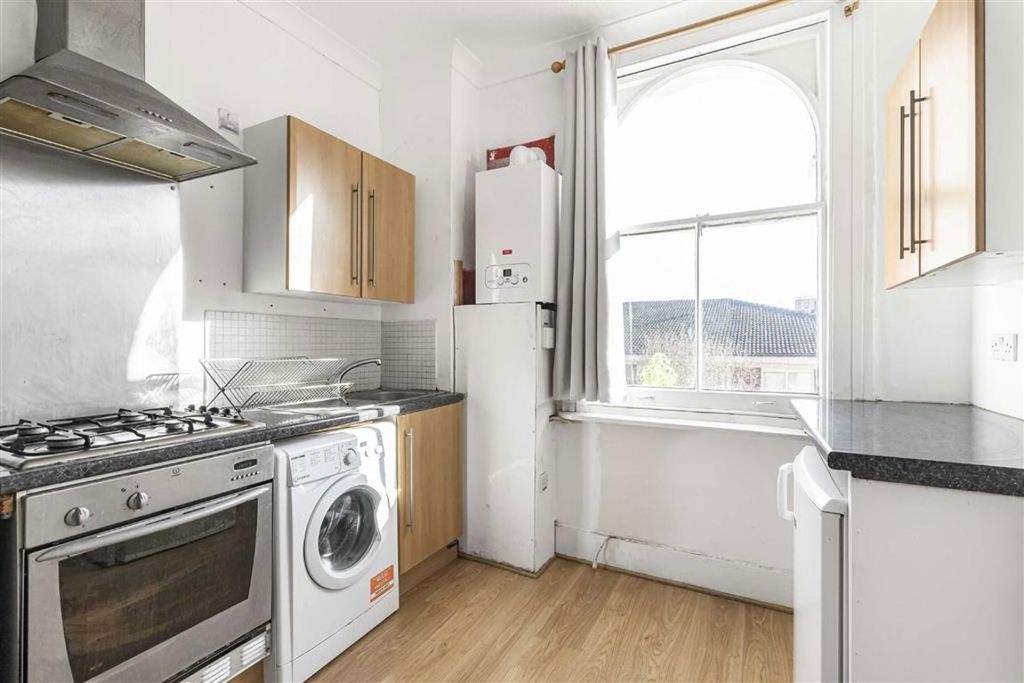 Property photo 3 of 7