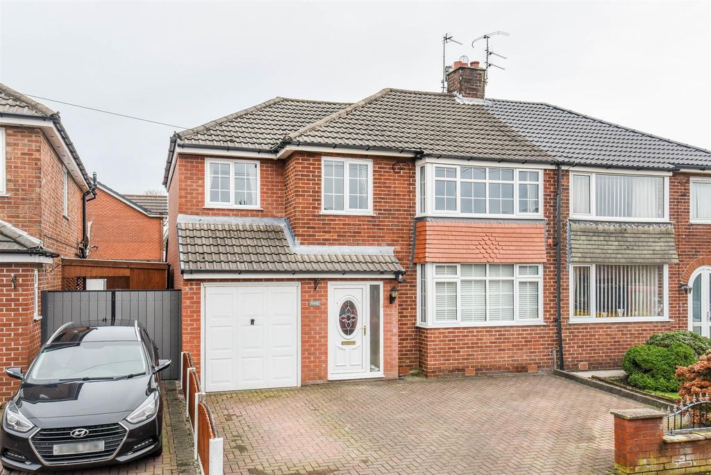 Property photo 1 of 22 Front External