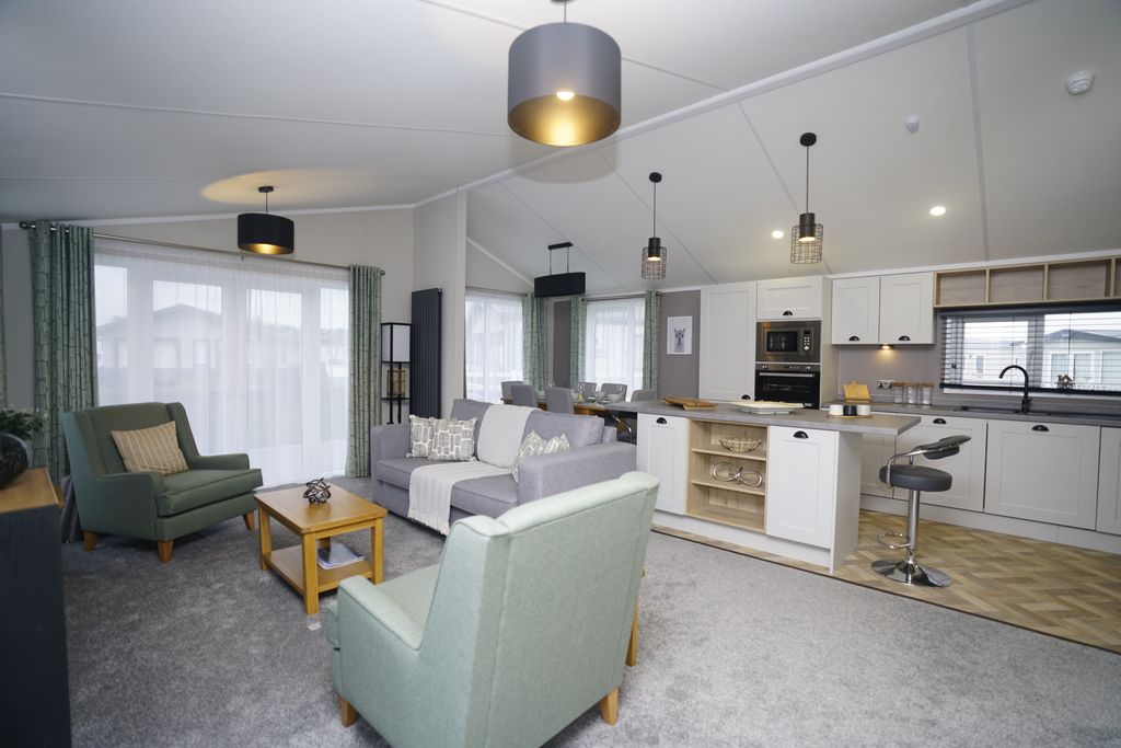 Property photo 3 of 22