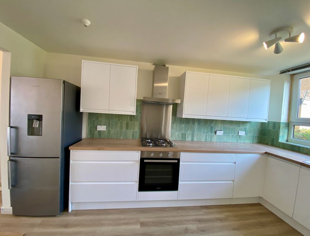 Property photo 2 of 12 Photo 1