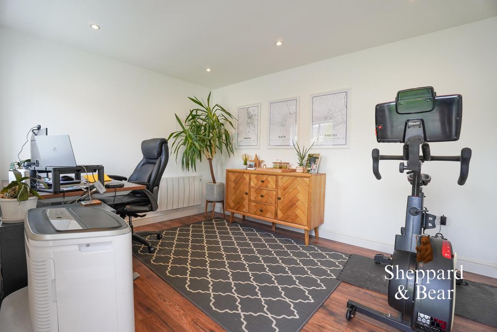 4 bed detached house for saleAcorn Place, Castleton, Cardiff CF3