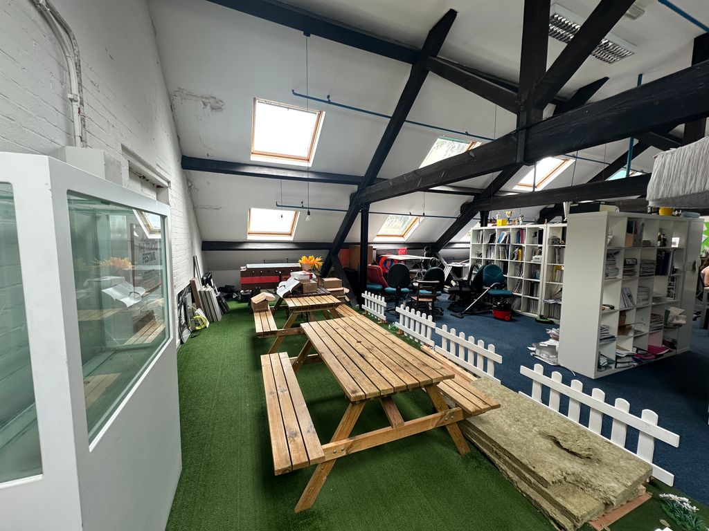 Property photo 2 of 4