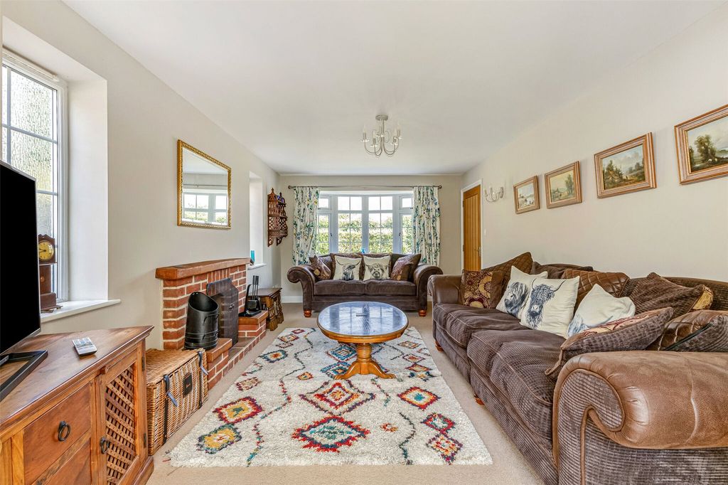 Property photo 2 of 23 Picture No. 04