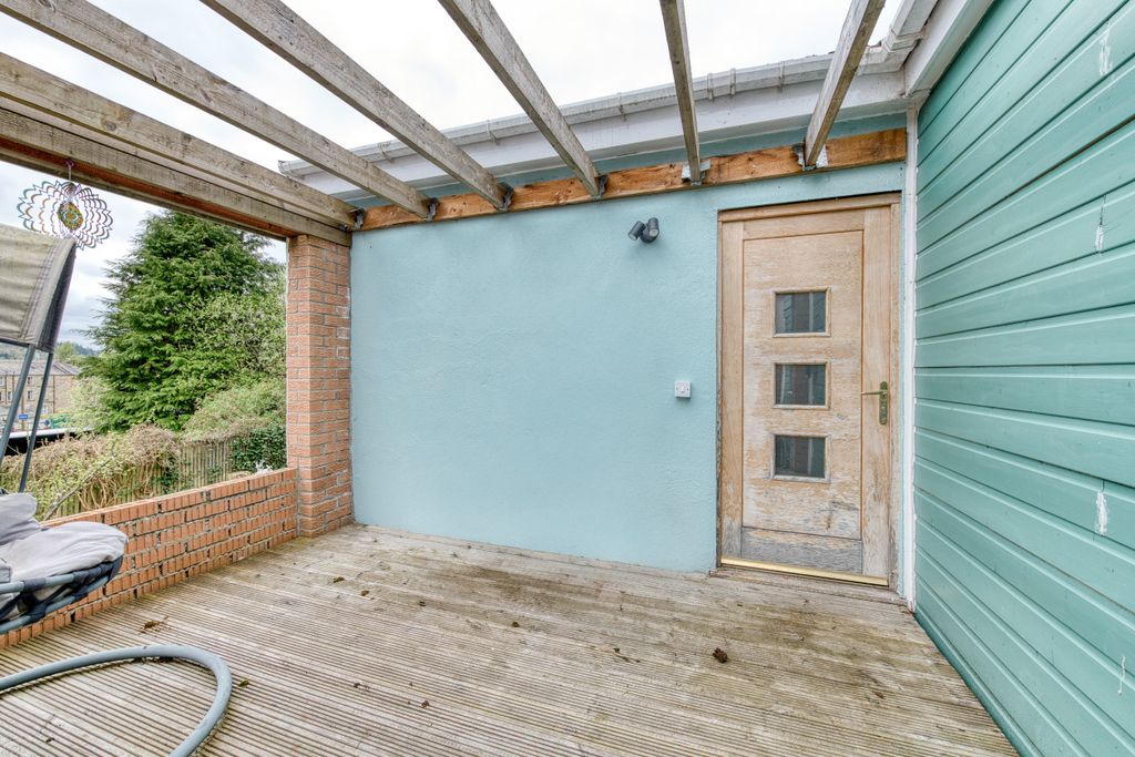 Property photo 3 of 59