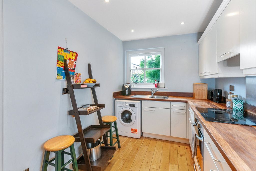 Property photo 3 of 12 Picture No. 06