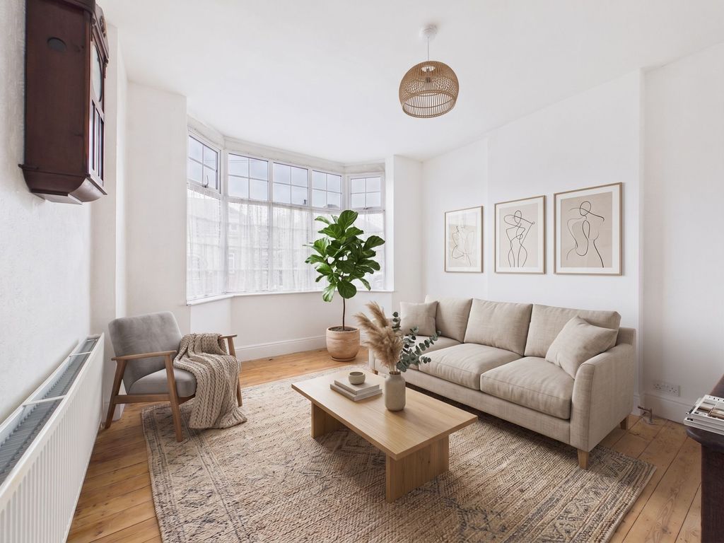 Property photo 2 of 19 Lounge (Virtually Furnished)