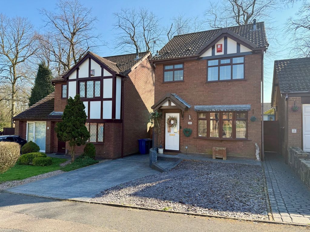 Property photo 1 of 11