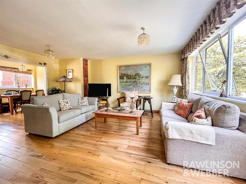 Property photo 2 of 22 Img_1037.Jpg