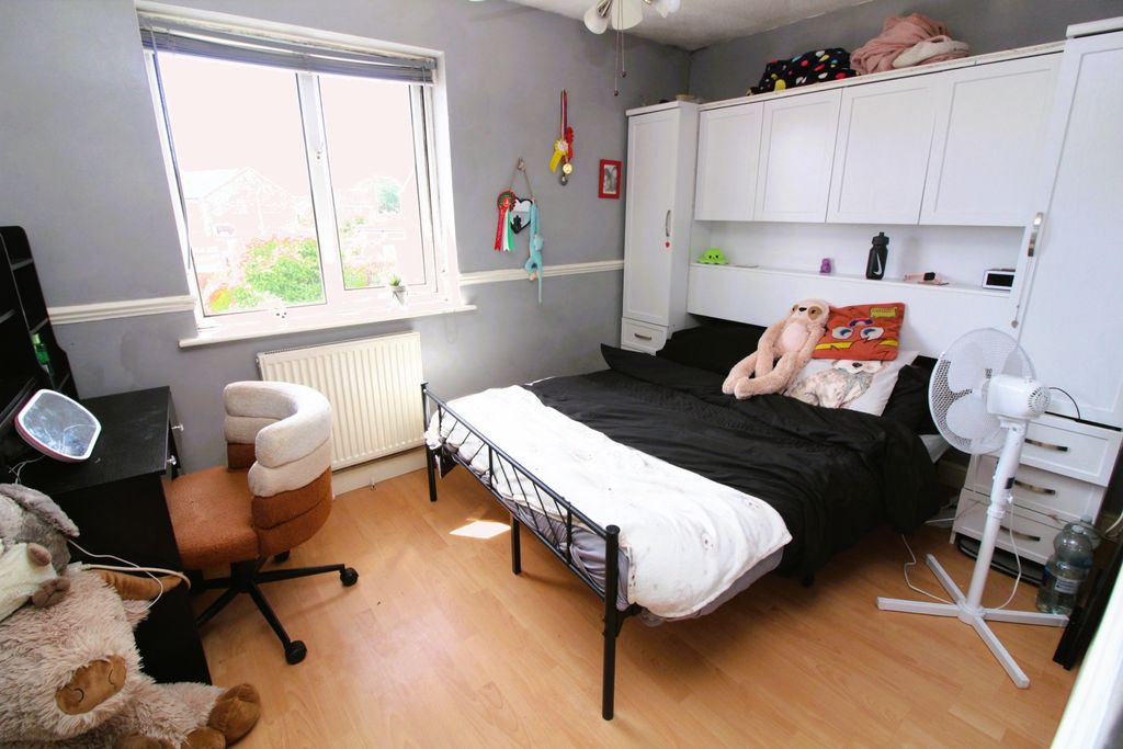 Property photo 3 of 21 Img_5671