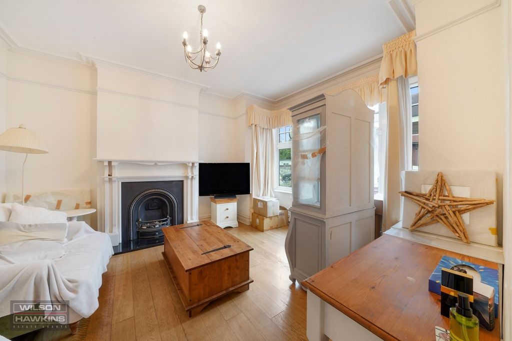 Property photo 2 of 15