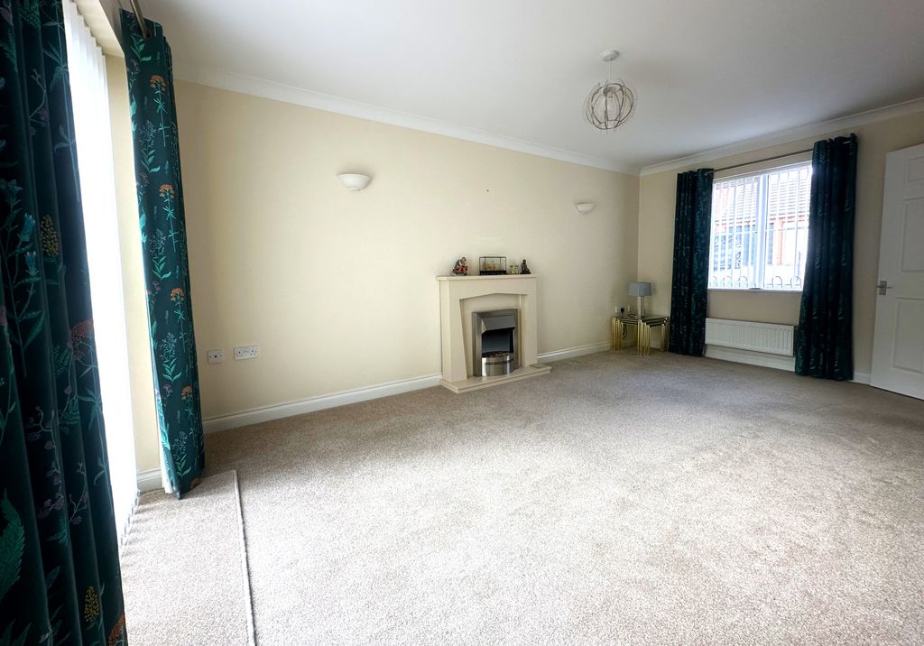 Property photo 3 of 20