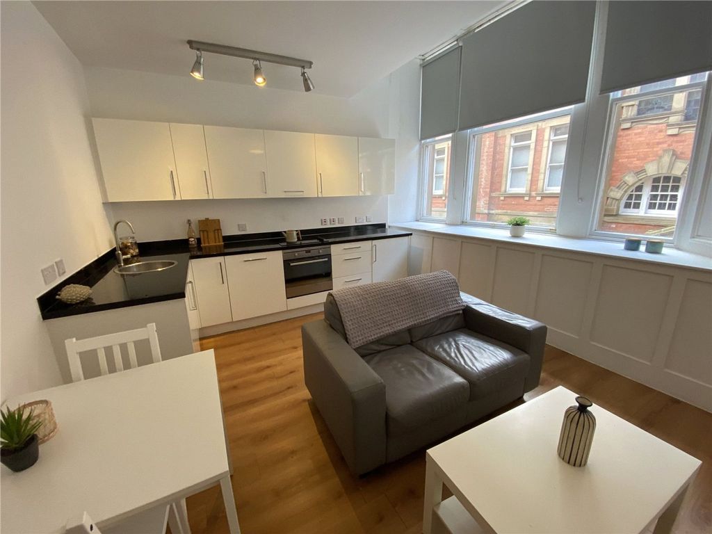 Property photo 1 of 6
