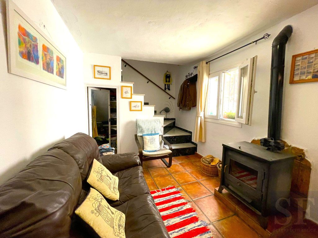 Property photo 3 of 20