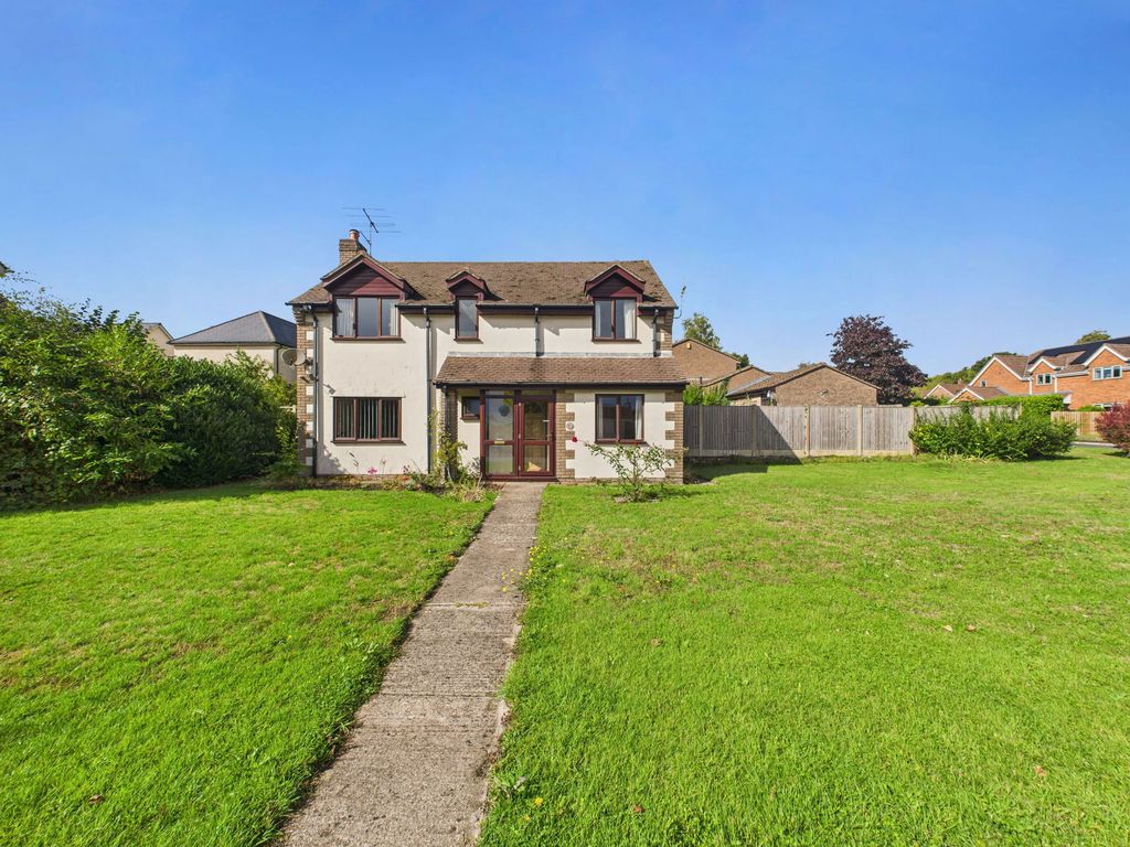 Property photo 1 of 17