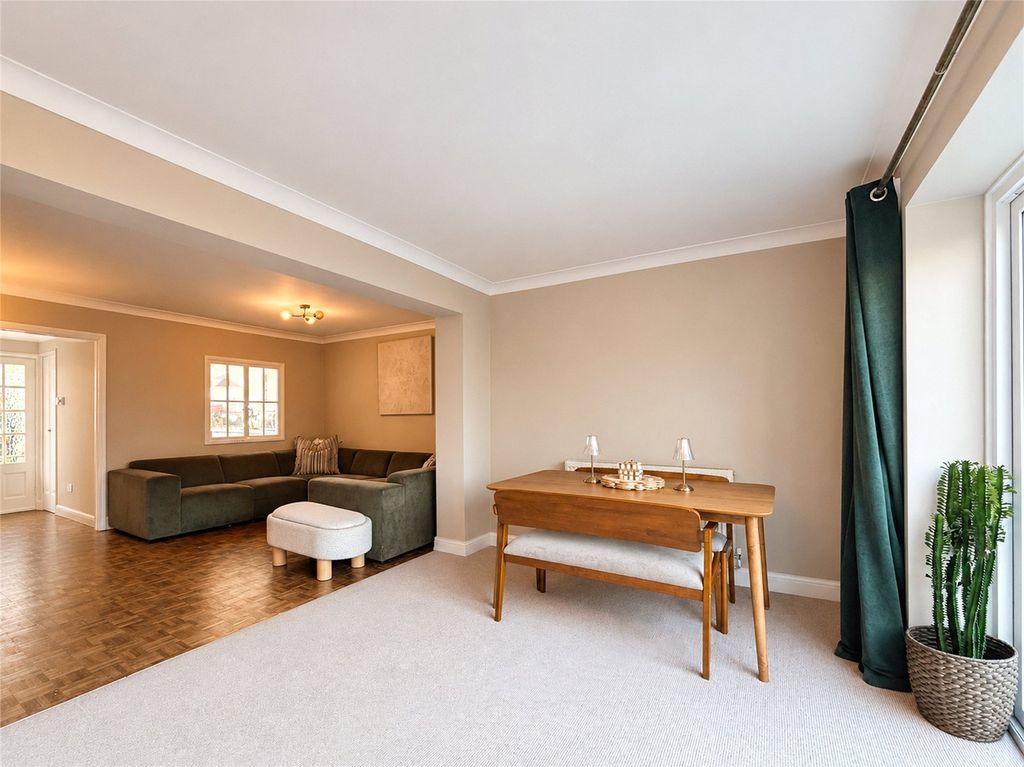Property photo 2 of 20 Picture No. 43
