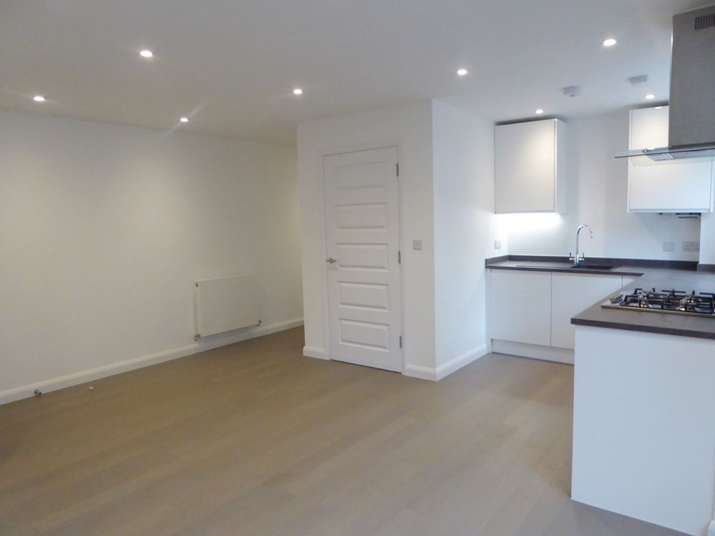 Property photo 2 of 6 Living Area