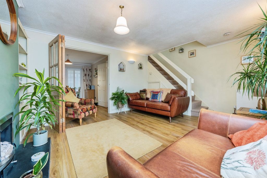 Property photo 3 of 15