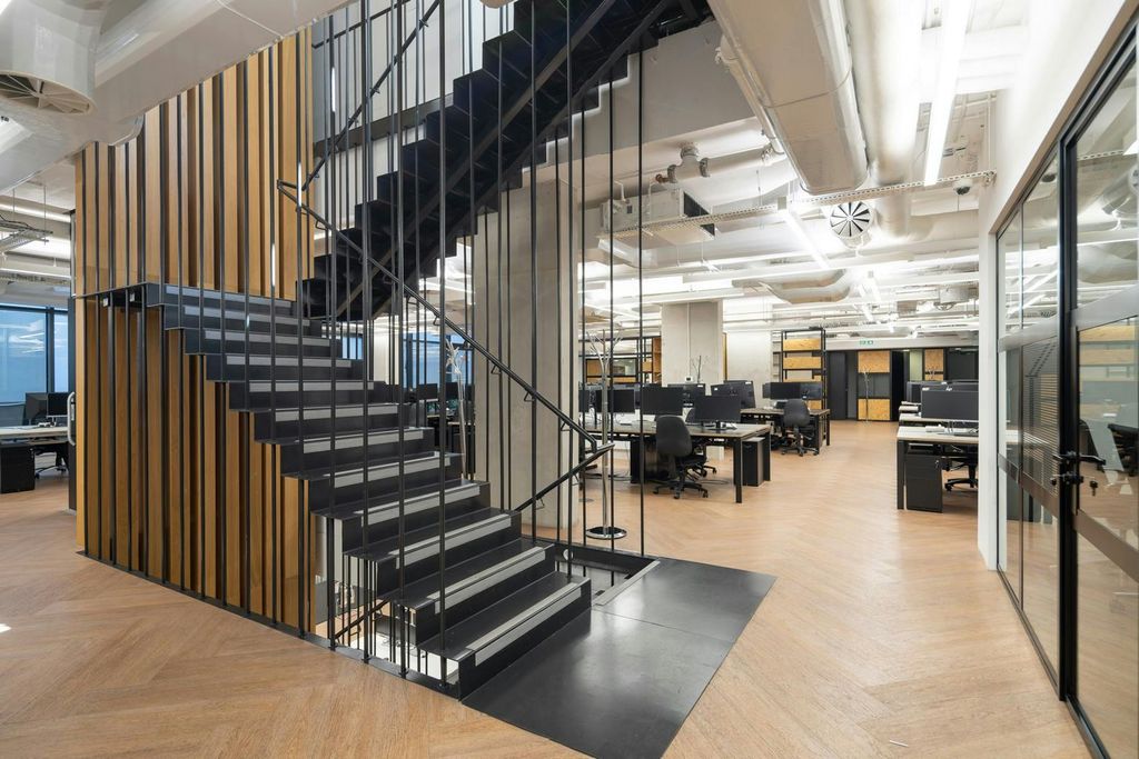 Property photo 1 of 15 Main Office Space