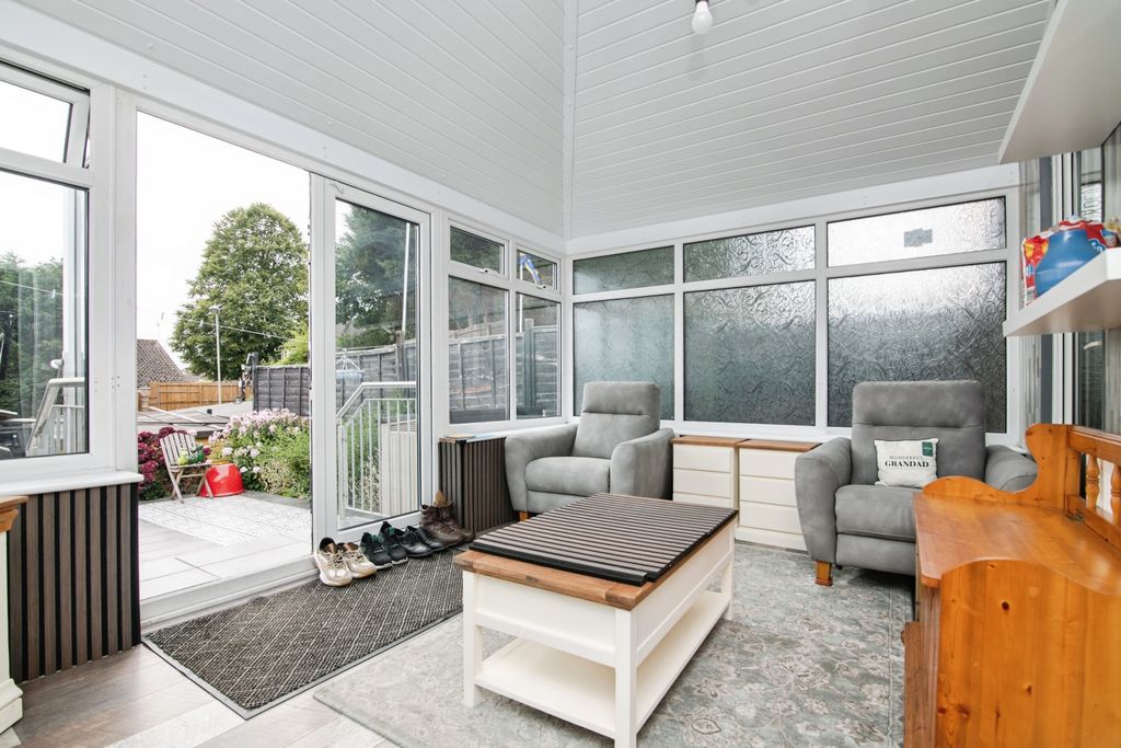 Property photo 3 of 15 Conservatory