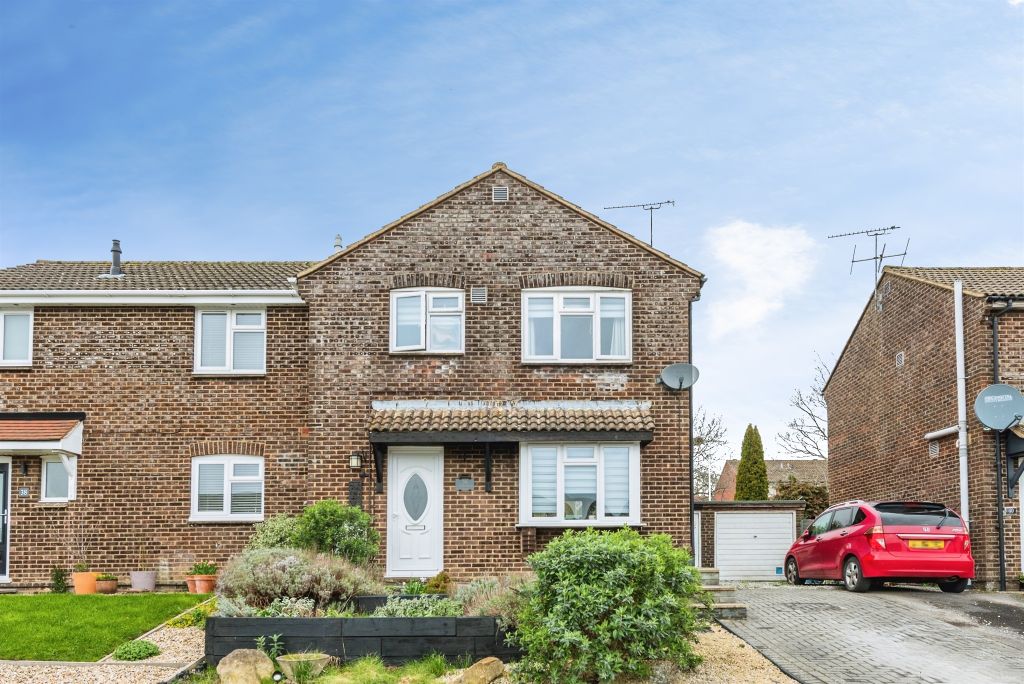 Property photo 1 of 17