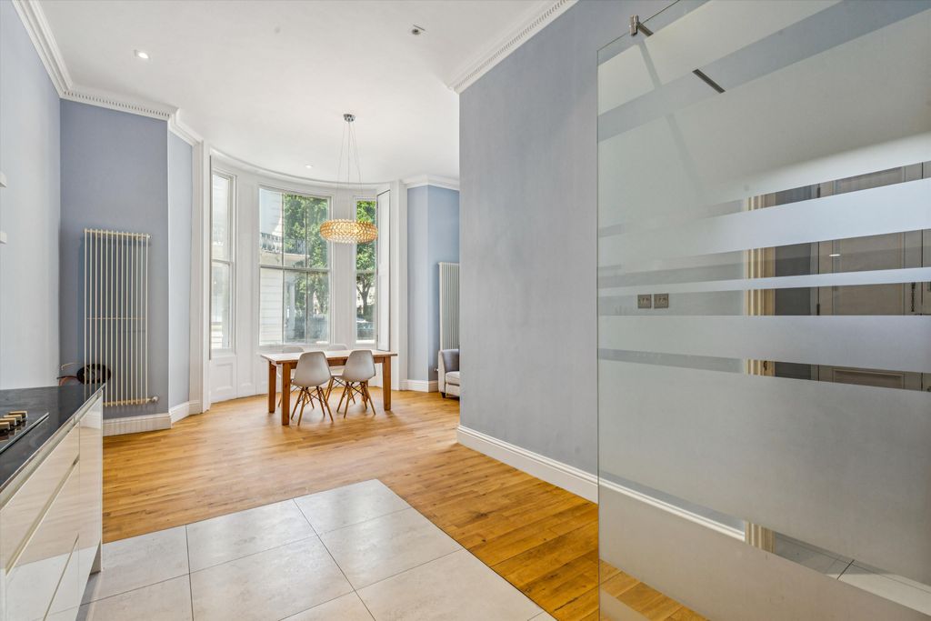 Property photo 1 of 16 Image